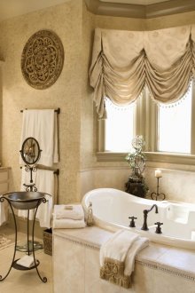 Κρέμα αυστριακή κουρτίνες μπάνιου