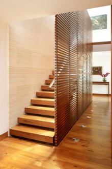 Ξύλινη κιγκλιδωτή ξύλινη κιγκλιδωτή σκάλα