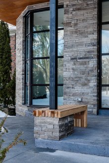 High-tech διακόσμηση από πρόσοψη πέτρας