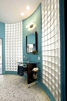 Γυαλί μπλοκ ενθέματα στο μπάνιο