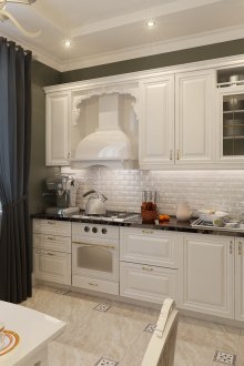 Οροφή γυψοσανίδας δύο επιπέδων στην κουζίνα