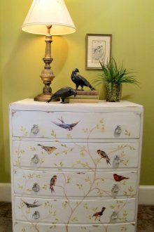 Decoupage και βαμμένο στήθος