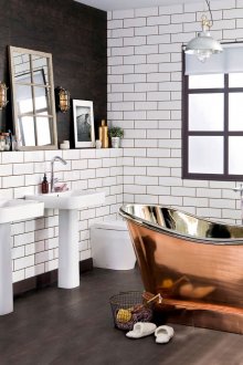 Λευκό κεραμικό μπάνιο