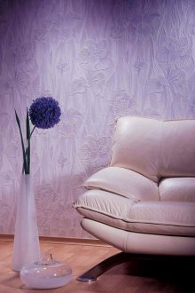 Lilac υφή σκουπίδια στο σαλόνι