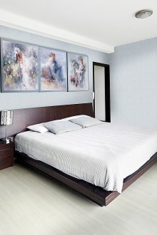 Μπλε γυαλί στο υπνοδωμάτιο