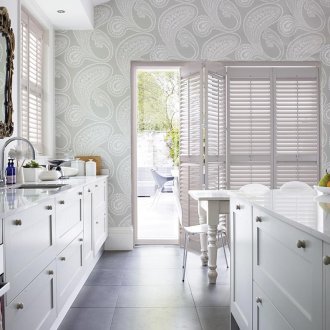 Κουλούρες με ένα σχέδιο στην κουζίνα