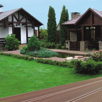 Όμορφη διάταξη του εξοχικού σπιτιού