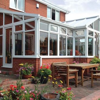 Μεγάλο χειμερινό κήπο-επέκταση στο σπίτι