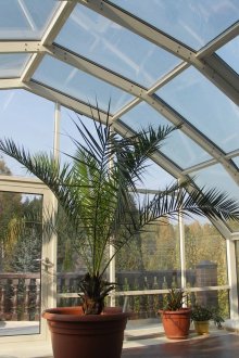 Ευρύχωρο χειμερινό κήπο στο σπίτι