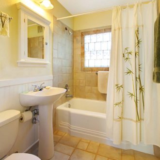 Θερμαινόμενο χαλί στο μπάνιο