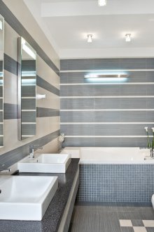 Μπεζ και γκρι λουτρό