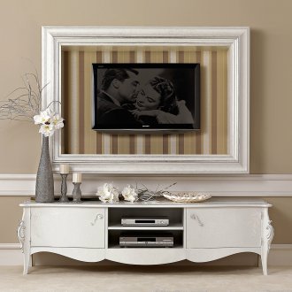 Λευκή κλασική τηλεόραση στο καθιστικό