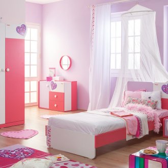 Ροζ έπιπλα στο νηπιαγωγείο