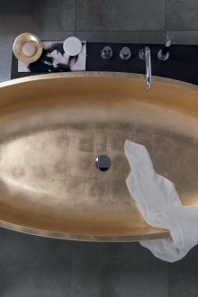 Οβάλ χρυσό λουτρό