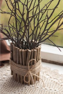 Ikebana από κλαδιά στο εσωτερικό