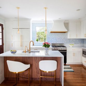 Θερμαινόμενη με νερό θερμαντική στρώση