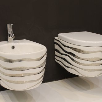 Τοίχου κρεμασμένη τουαλέτα