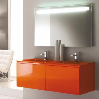 Γυαλιστερά έπιπλα