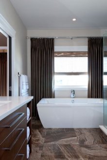 Πέτρινο πλακάκι