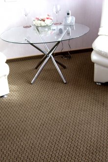 Σαλόνι στο πάτωμα