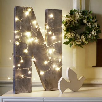 Τούλι για καθιστικό με διακόσμηση