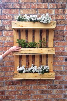 Έπιπλα από παλέτες