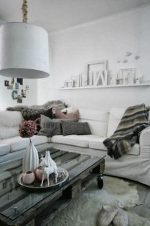 Έπιπλα από παλέτες