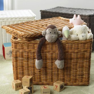 Παιχνίδια στο παράθυρο στο φυτώριο