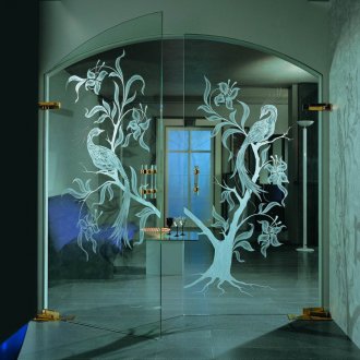 Γυάλινη πόρτα