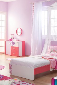 Ροζ παιδικό δωμάτιο