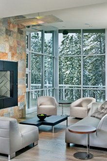 Πλακάκι 2019 στο εσωτερικό