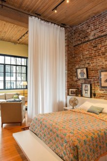 Υπνοδωμάτιο με μπαλκόνι