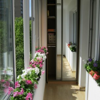 Ανεμιστήρας καθρέφτη στον τοίχο