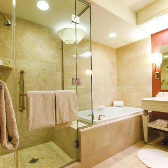 Αναδιαμορφώνει το μπάνιο