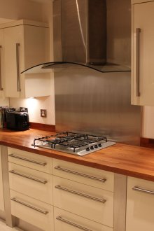 Γυαλιστερή Κουζίνα