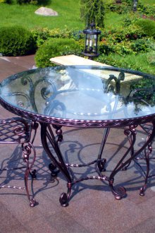 Πόρτα καρυδιάς στην κουζίνα