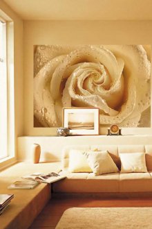 Τριαντάφυλλο από χαρτοπετσέτες στο εορταστικό τραπέζι