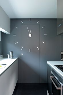 Λευκός καναπές σπιτιού