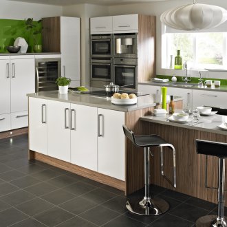 Πόρτα Wenge με κατακόρυφο ένθετο