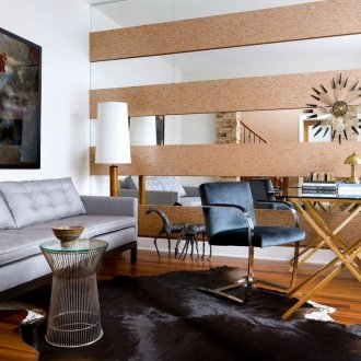 Διαγώνια τοποθέτηση πλακιδίων στον τοίχο στο μπάνιο