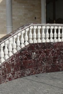 Πλακάκι 2019 στο εσωτερικό