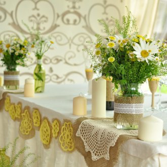 Ρουστίκ μπουφές με τραπέζι