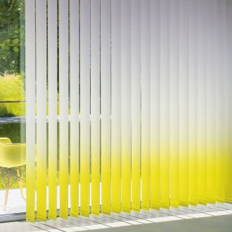 Blinds στο μπαλκόνι