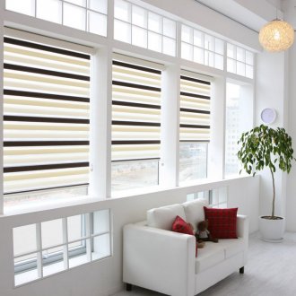 Σόμπα με πολύχρωμα πλακάκια