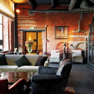 Έπιπλα στυλ σοφίτας