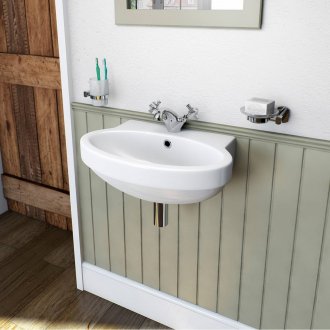 Ενσωματωμένη ντουλάπα με καθρέφτη στο εσωτερικό