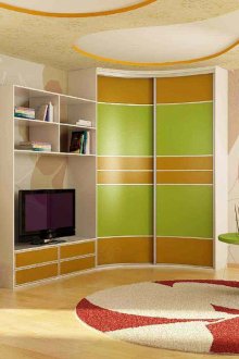 Έπιπλα για κούκλες από έγχρωμο χαρτόνι