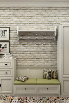 Πόρτα καρυδιάς στο εσωτερικό του διαμερίσματος