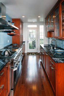 Πλακάκι 2019 στο εσωτερικό