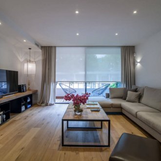 Διαρρύθμιση επίπλων στο σαλόνι